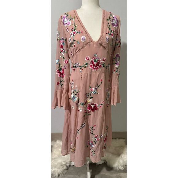 ASOS pink embroidered bell sleeve pink dress 8 - Picture 2 of 10
